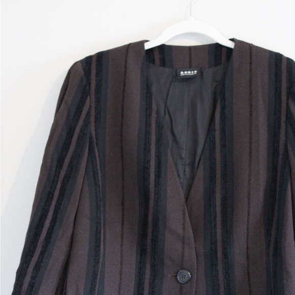 1980s AKRIS Black and Brown Wool Jacket - Picture 2 of 5